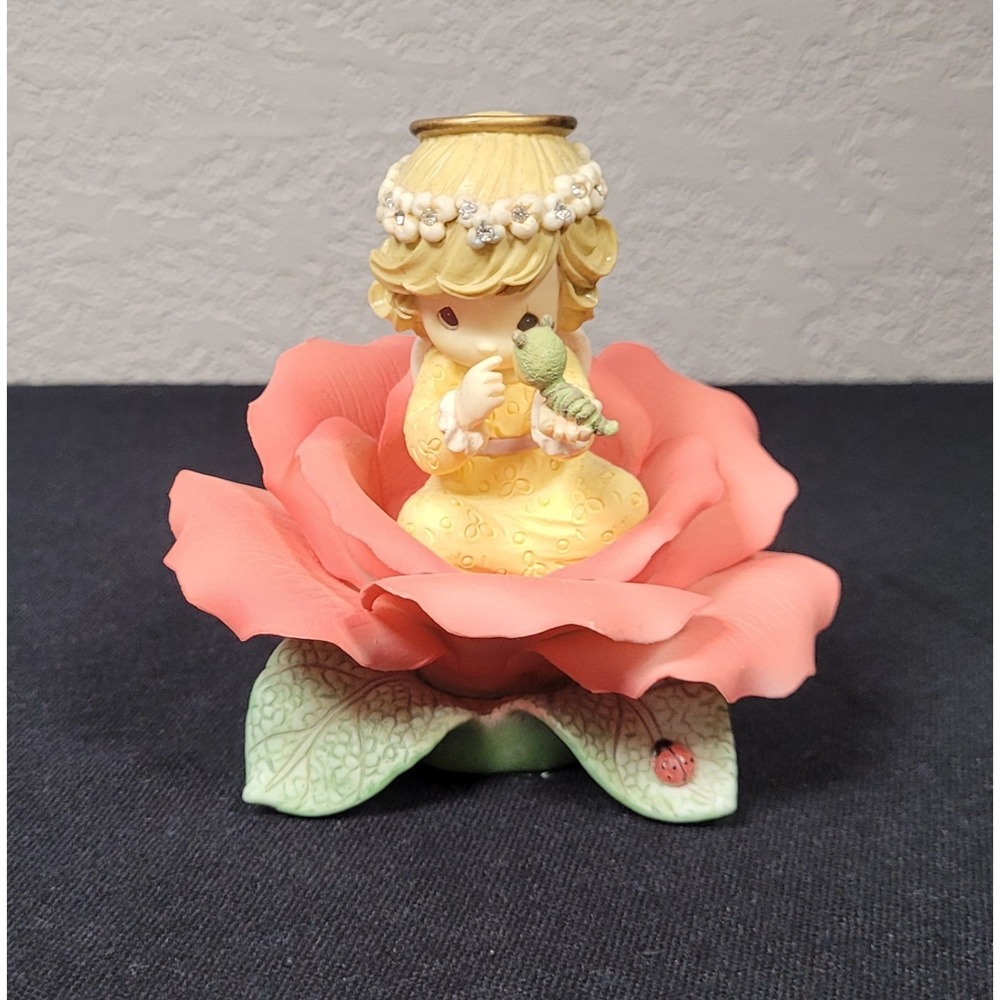 Vtg 1999 Precious Moments "Red Rose of Love" Angel Figurine Expressive Blossoms